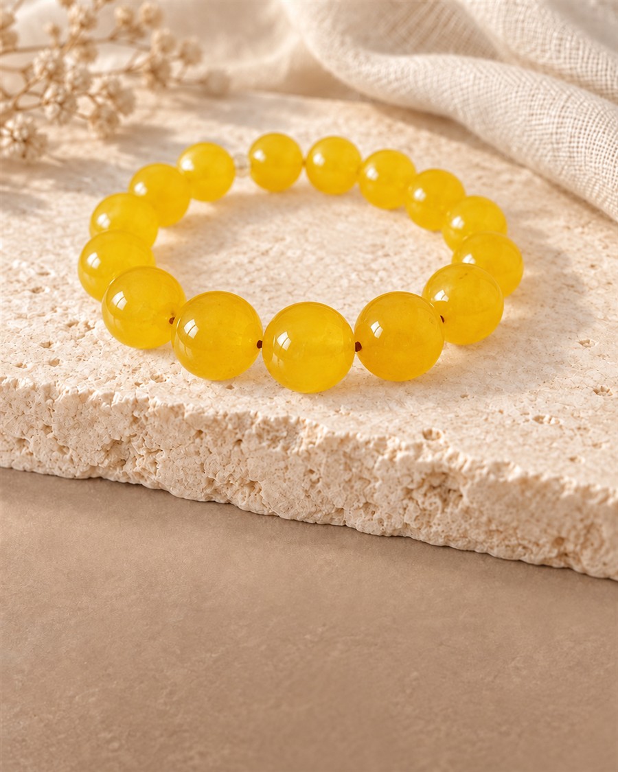 Armband Nr. 1 – Sonnengelbe Momente auf hellem Naturstein